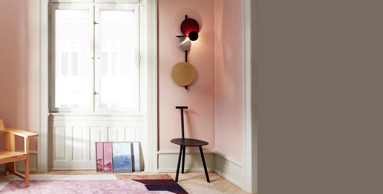 Please Wait to be Seated – Skandium