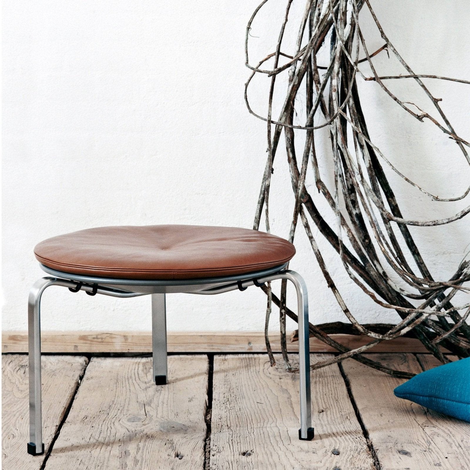 スツール Stool and Cushion for 101  スツール Stool and Cushion for 101 Amazon.com: Tromlycs Saddle