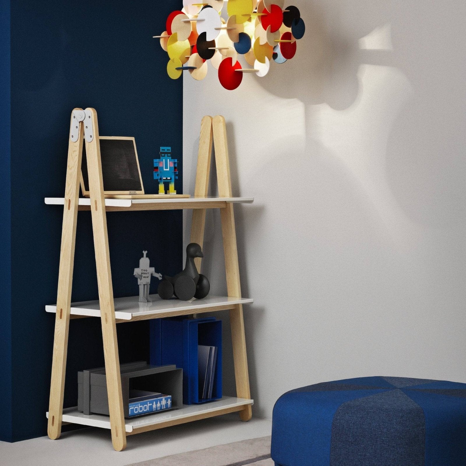 One Step Up bookcase – Skandium
