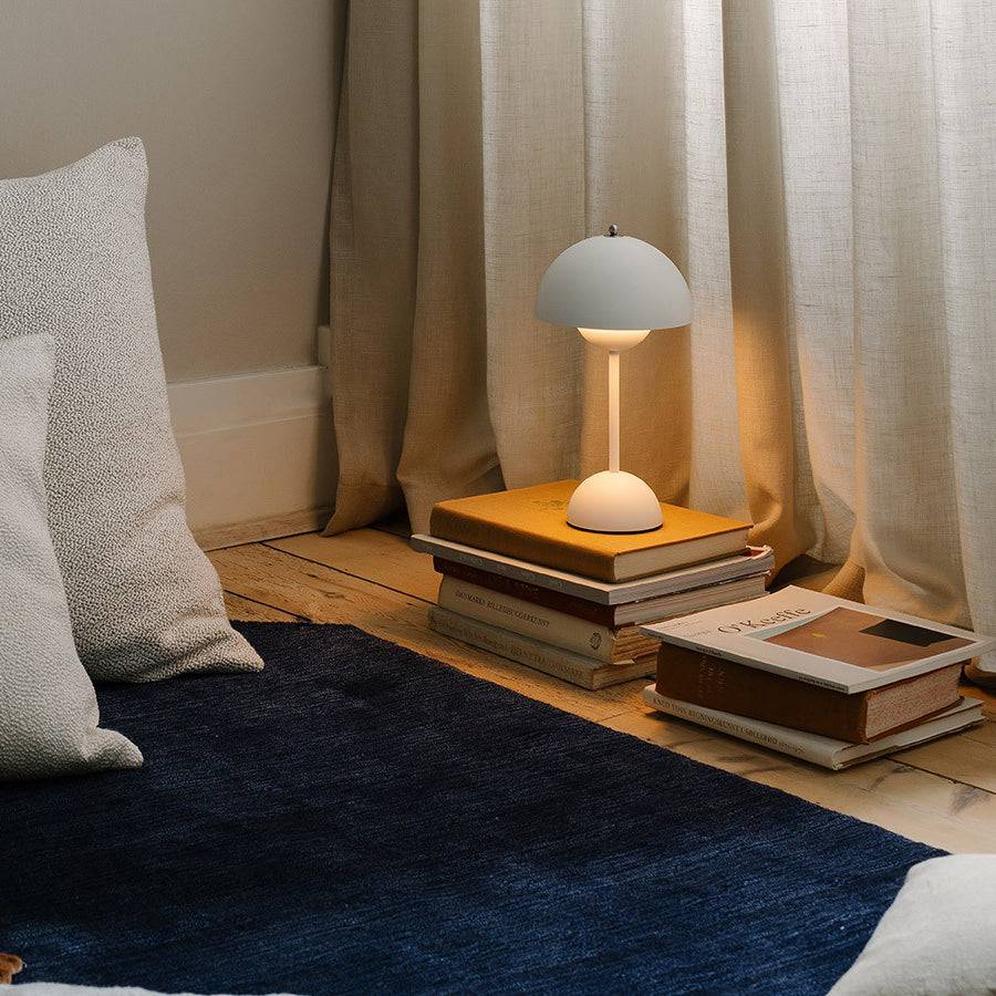 Flowerpot VP9 Portable Table Lamp – Skandium1