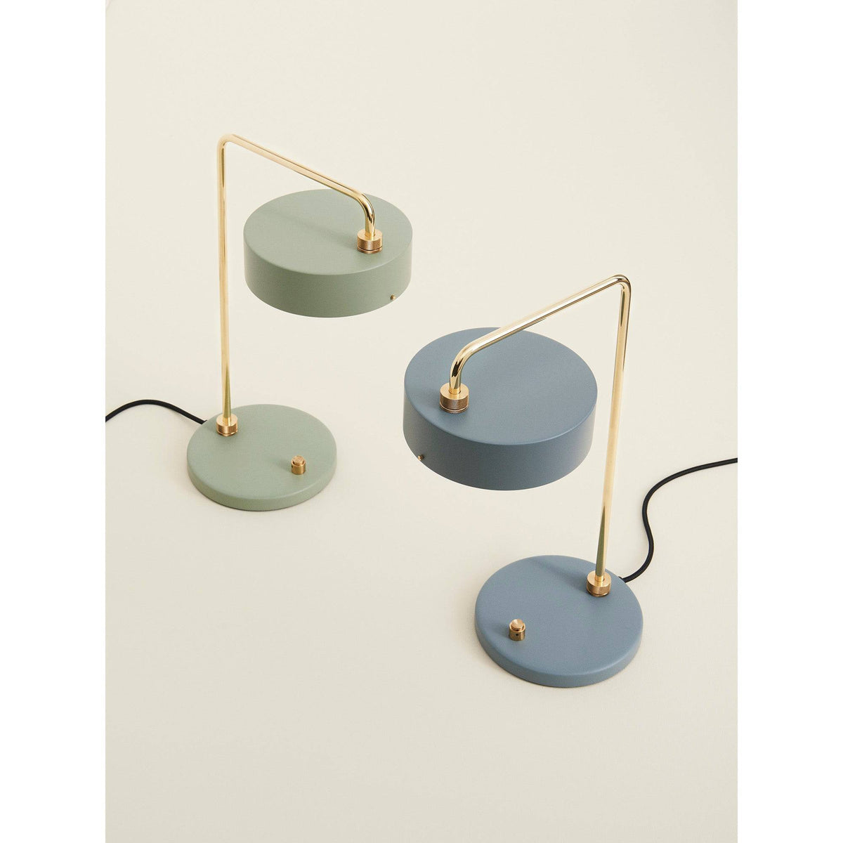 Petite machine table lamp – Skandium
