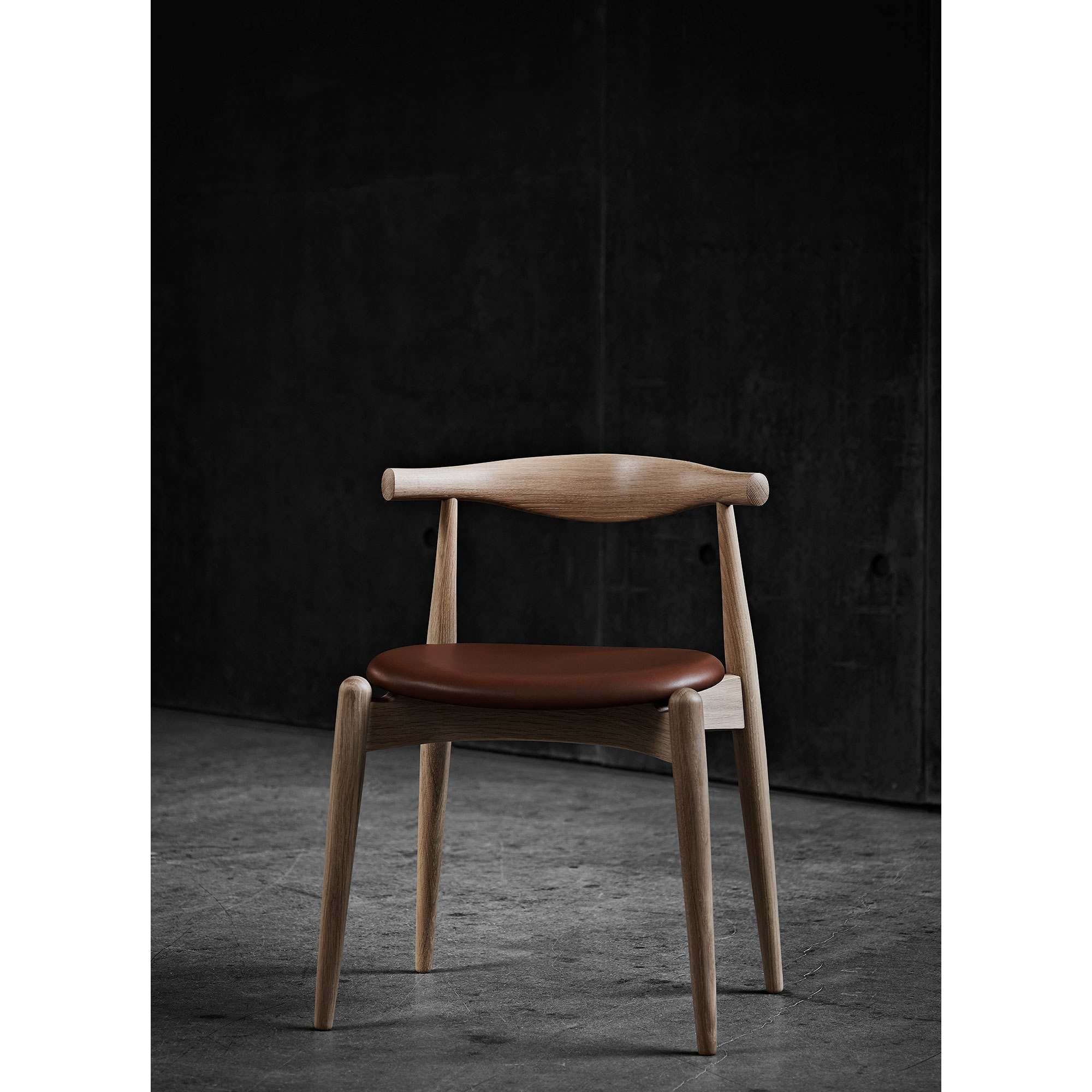 CH20 Elbow chair – Skandium