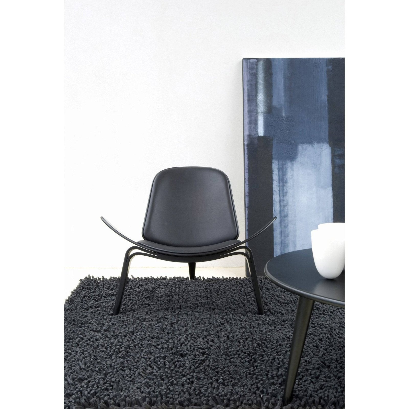 Smiling Chair CH07 Shell chair by Carl Hansen | Shop at Skandium London