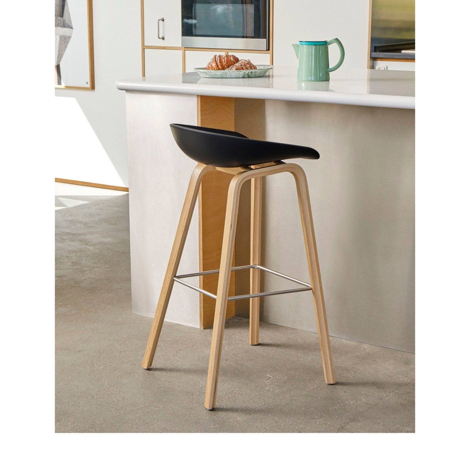 HAY ABOUT A STOOL AAS32 LOW AAS 32 low - walnut base - La Fabrika